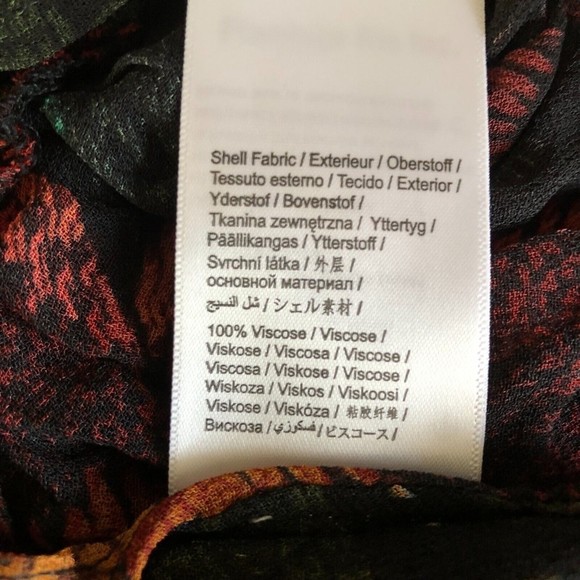 Farm Rio Black River Creatures Smocked Blouse X-Small - Picture 16 of 16